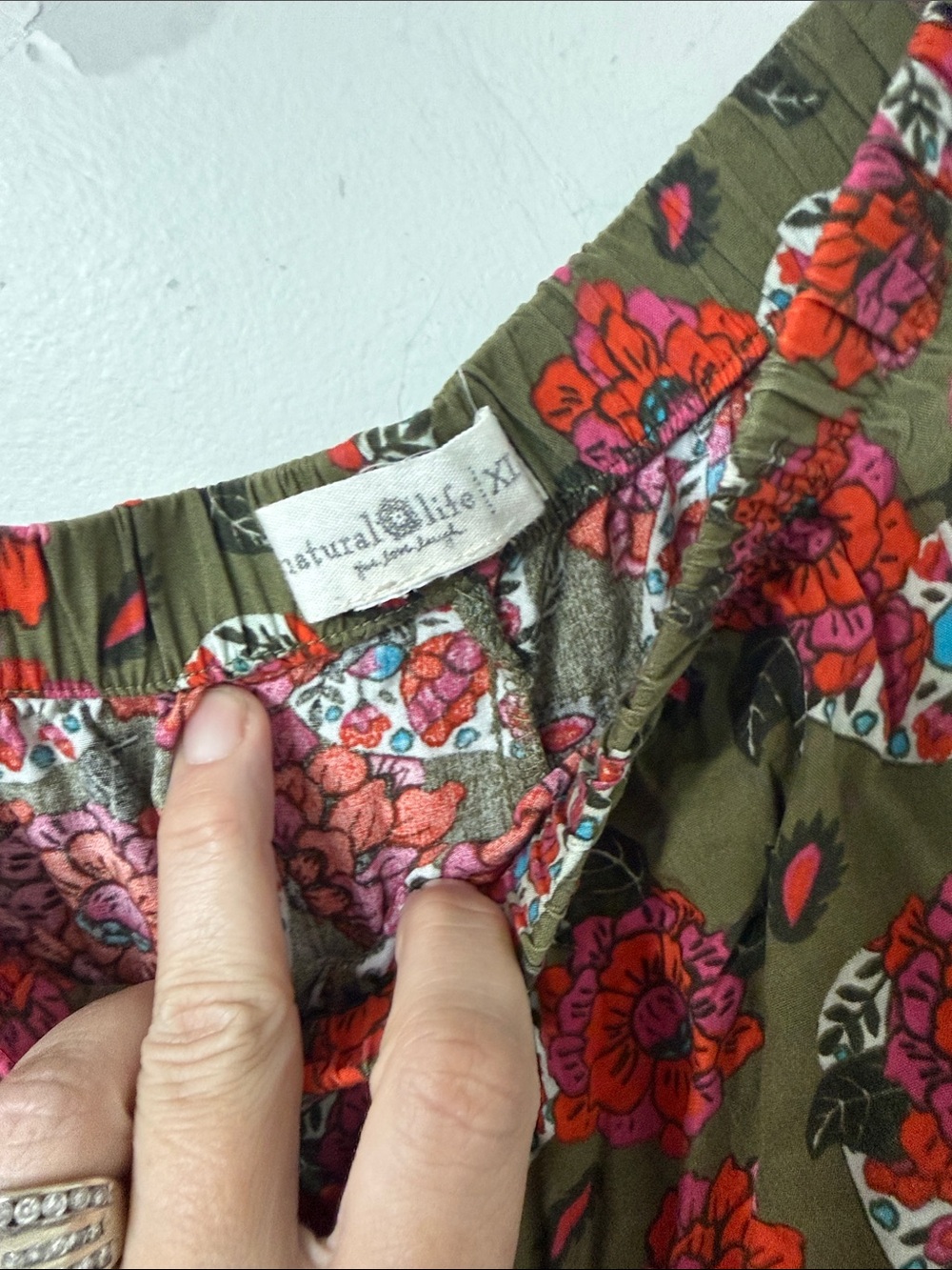 NATURAL LIFE Olive Wide-Leg Pants with Red Floral Print - Picture 3 of 3